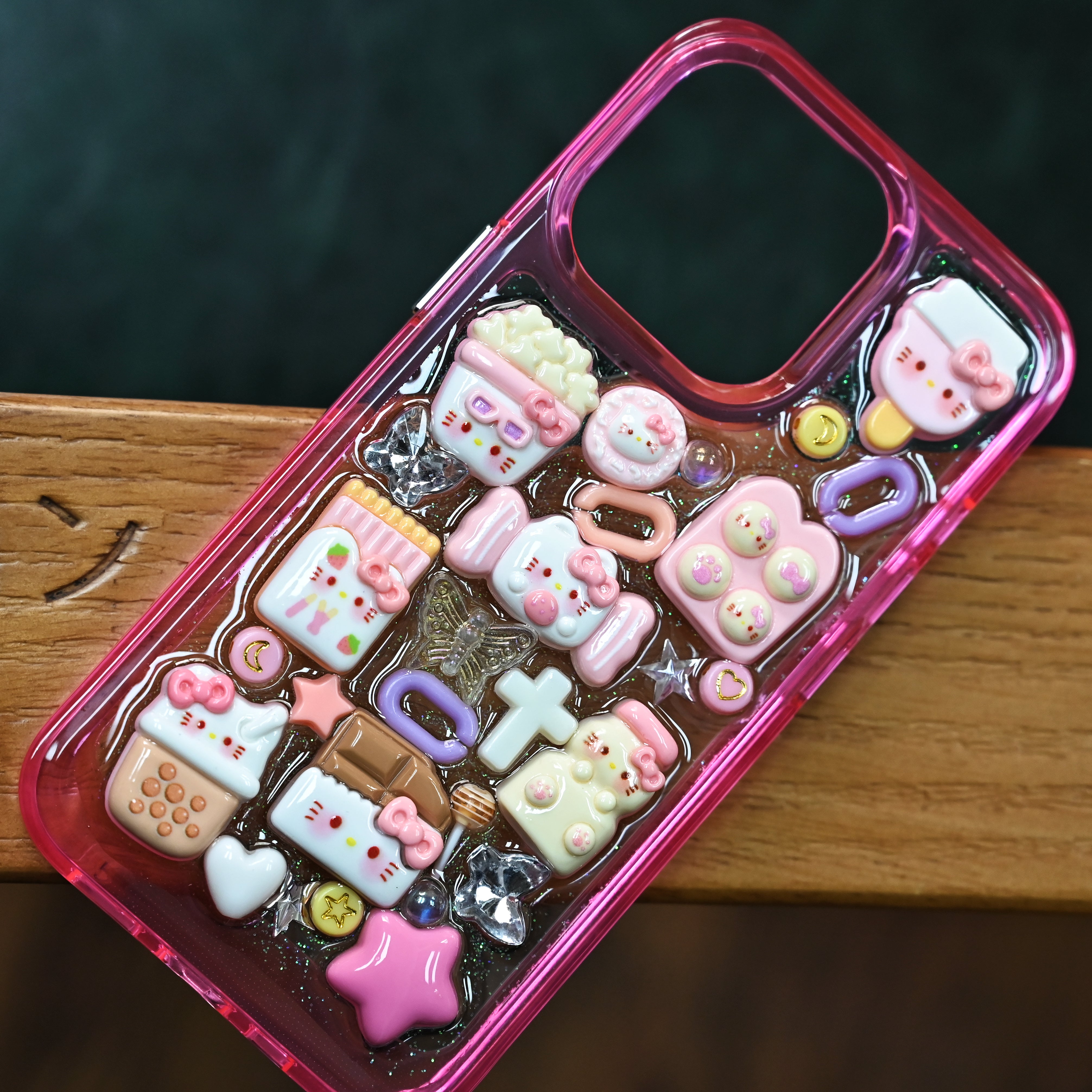 Hello Kitty Pink Pearl Phone Case | Kawaii Design for Women | Empowering Cute Gift - Memoryincases®︎